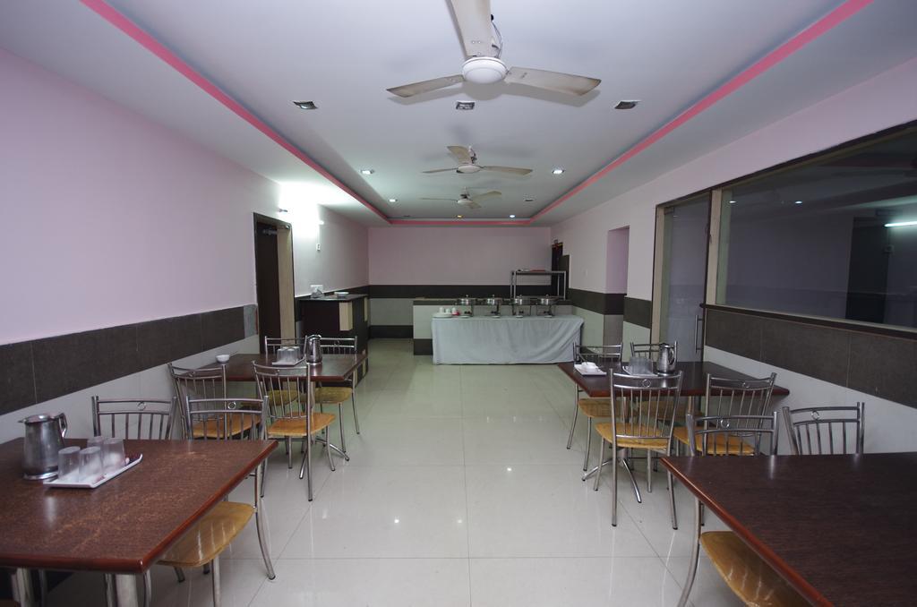 Hotel Horizon Residency Hajdarabad Zewnętrze zdjęcie